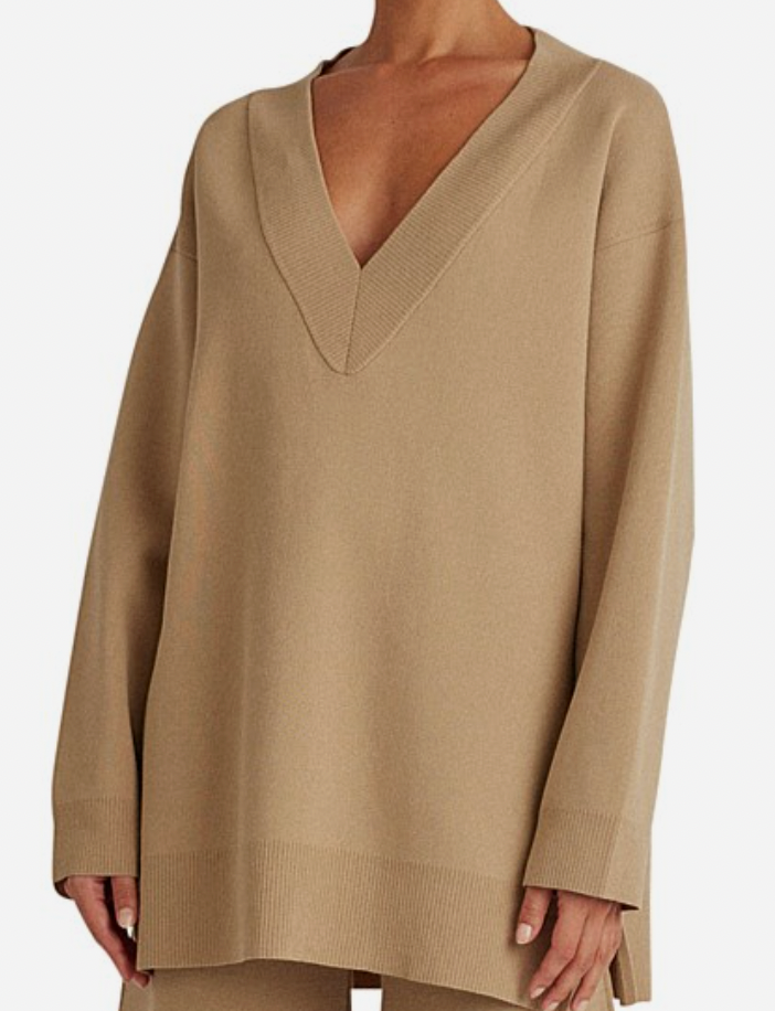 
                  
                    CAMILLA & MARC Odessa v-neck sweater Medium
                  
                