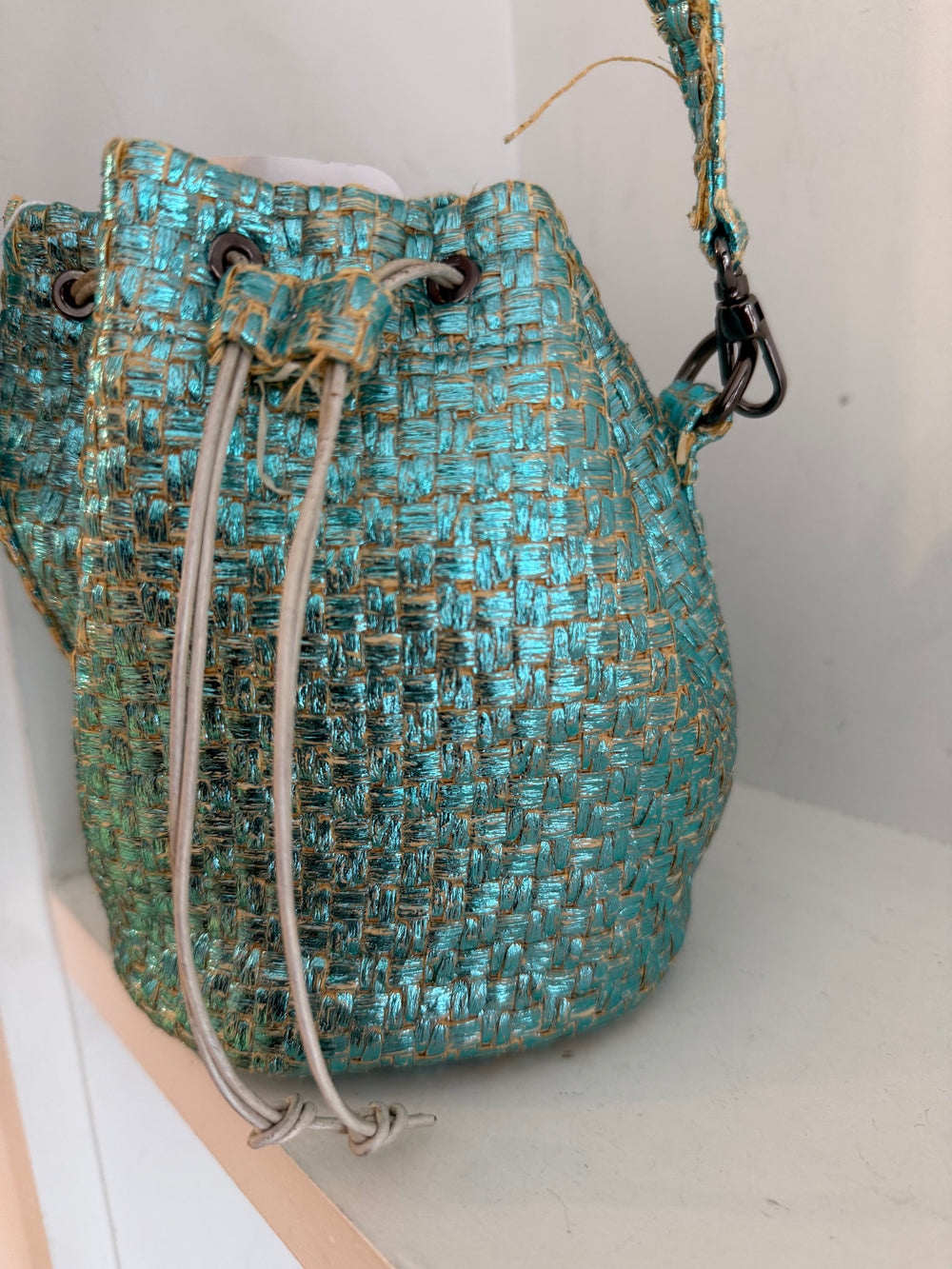 MARIA LA ROSA Metallic straw pouch bag