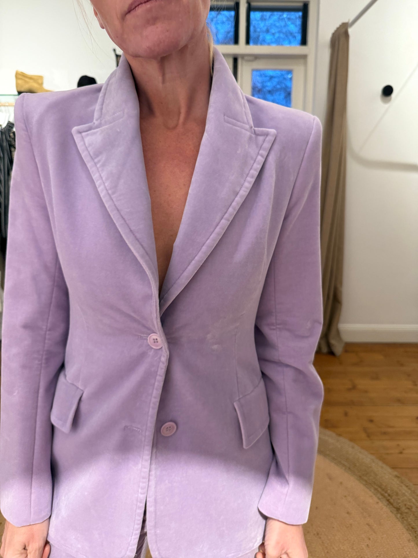 
                  
                    SCANLAN THEODORE	Velvet Blazer 6
                  
                