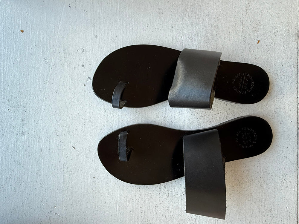 ALL TOMORROWS PARTIES ATP ATELLIER black flat sandals size 38