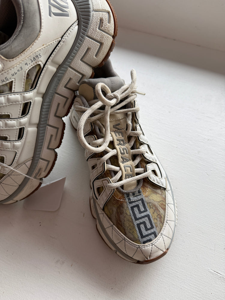 
                  
                    VERSACE Trigreca chunky sole sneakers 38
                  
                