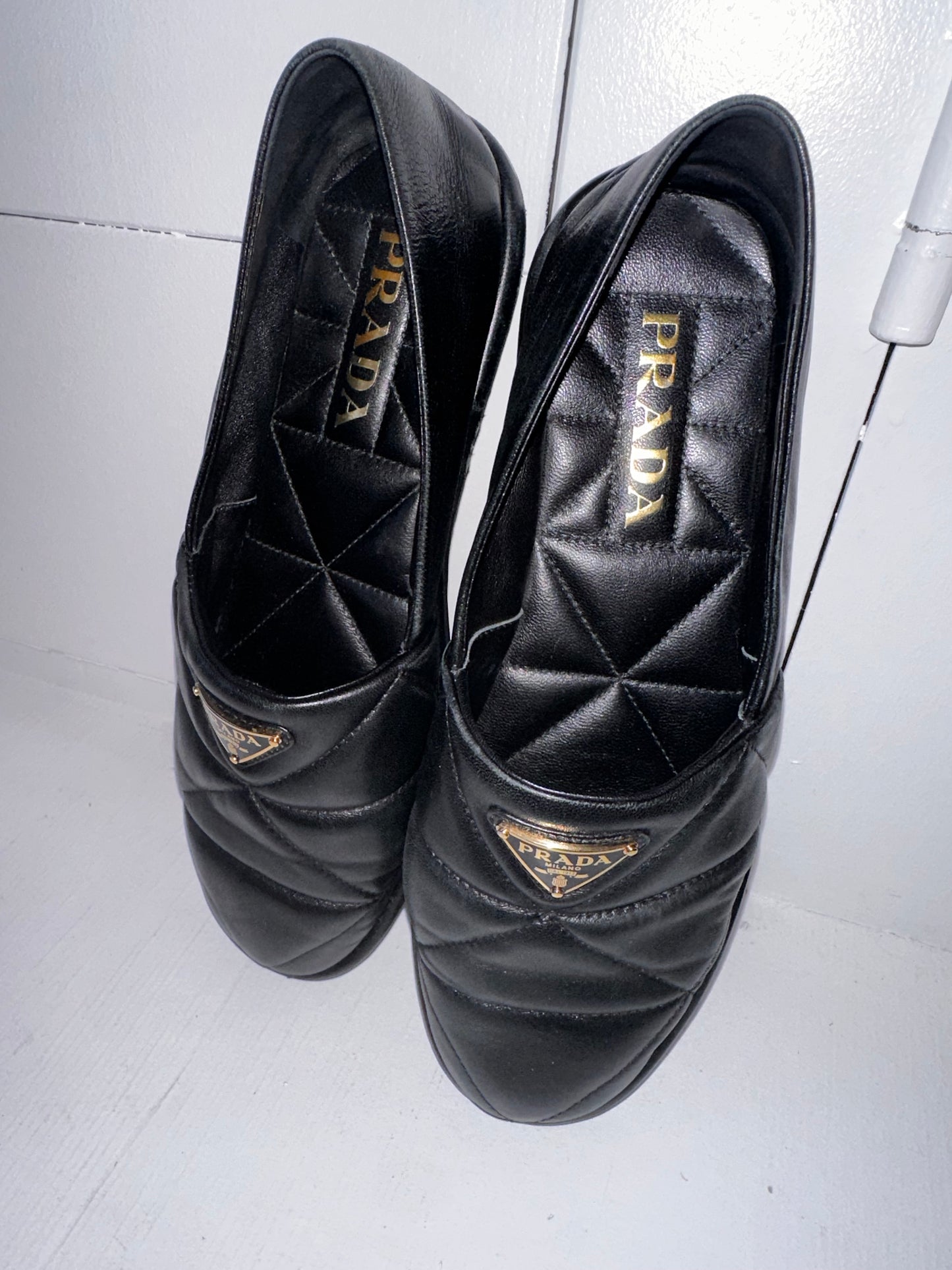 
                  
                    PRADA Logo Quilted Slippers 37
                  
                