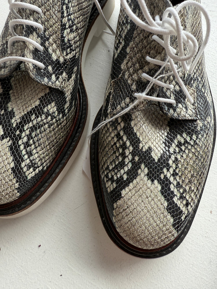 
                  
                    ROBERT CLERGERIE Snakeskin oxford shoes 37.5
                  
                