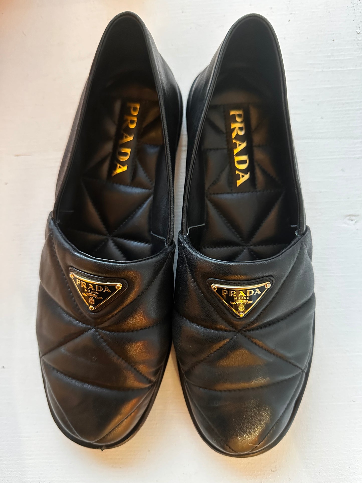 
                  
                    PRADA Logo Quilted Slippers 37
                  
                