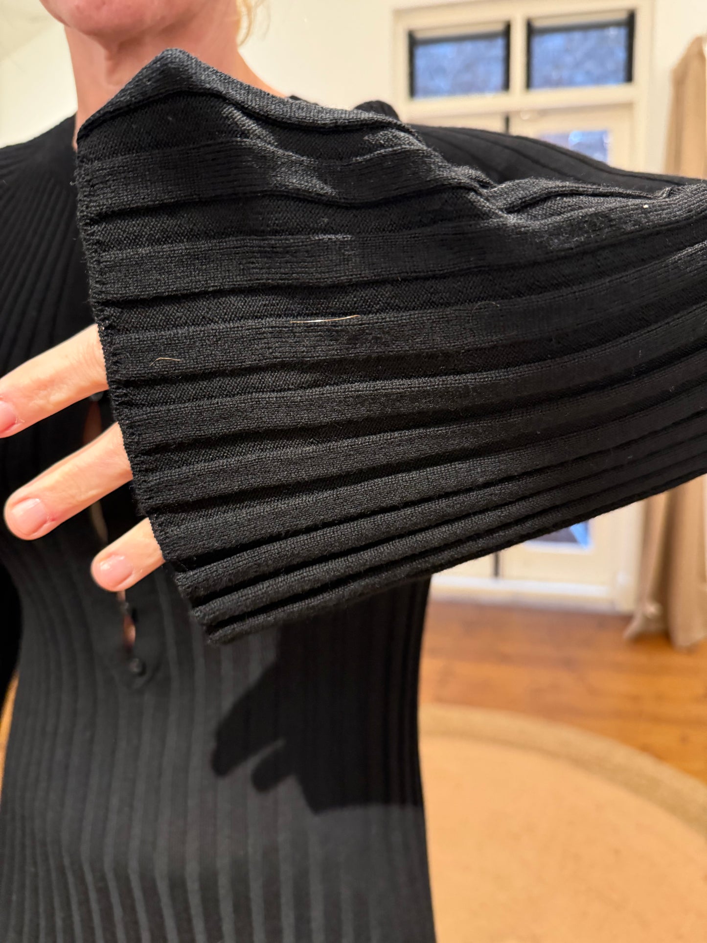 
                  
                    LOULOU STUDIO Long knit dress Medium
                  
                