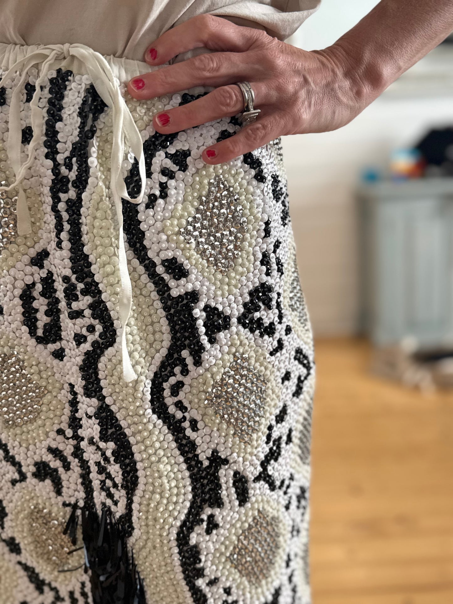 
                  
                    DRIES VAN NOTEN Beadedskirt
                  
                