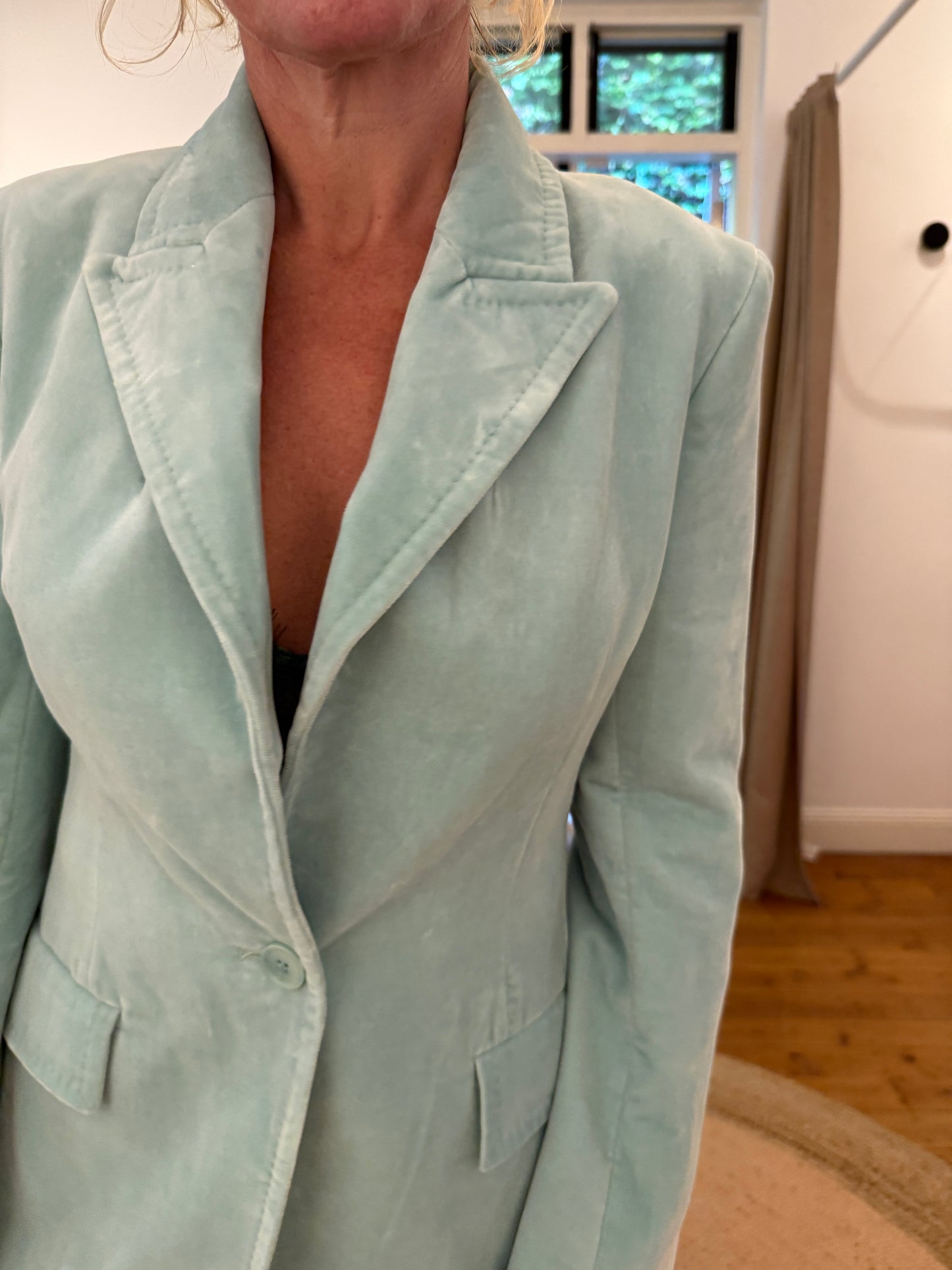 
                  
                    SCANLAN THEODORE	Velvet Blazer 8
                  
                