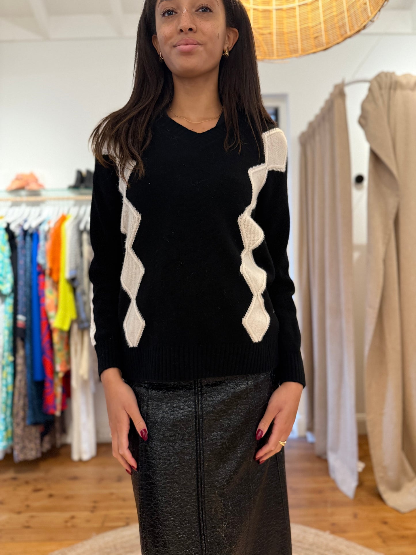 
                  
                    Black and white Geo print knit
                  
                