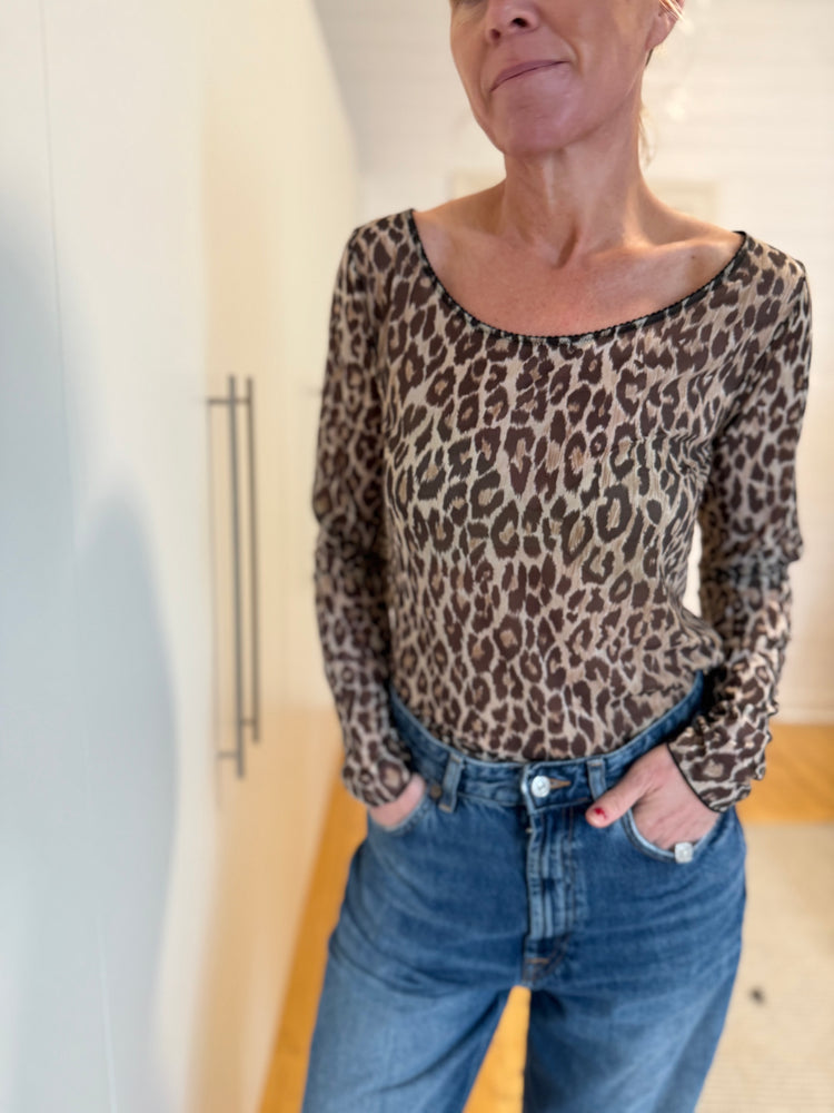 
                  
                    DOLCE  & GABBANA Leopard Mesh Top
                  
                