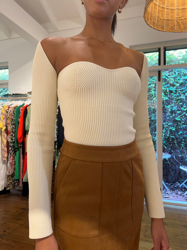 
                  
                    KHAITE Crème ribbed top Small
                  
                