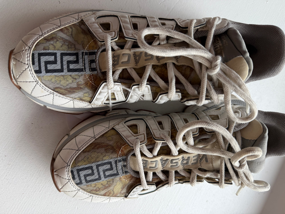 
                  
                    VERSACE Trigreca chunky sole sneakers 38
                  
                