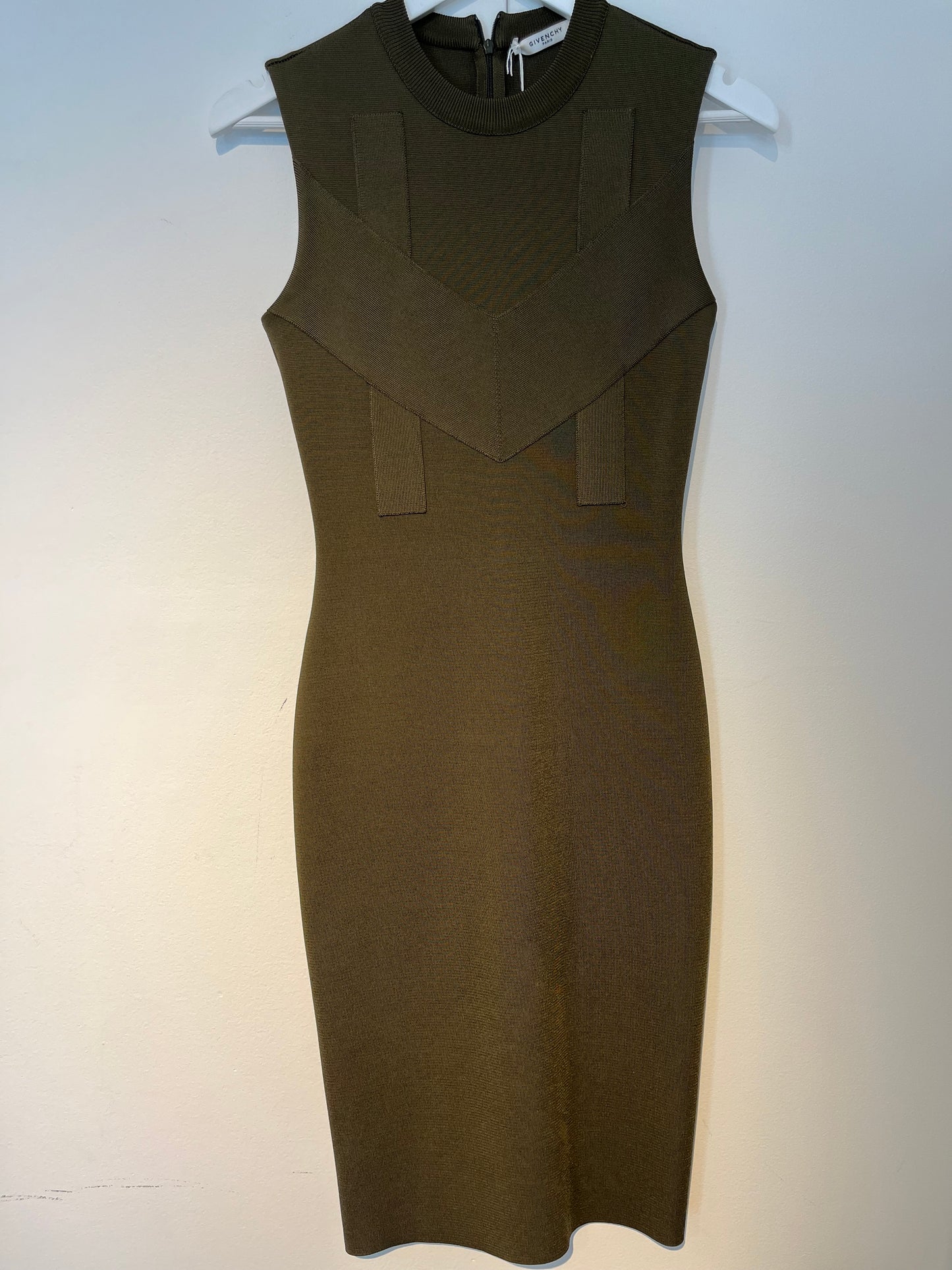 
                  
                    GIVENCHY Olive Crepe Bodycon Dress Xsmall
                  
                