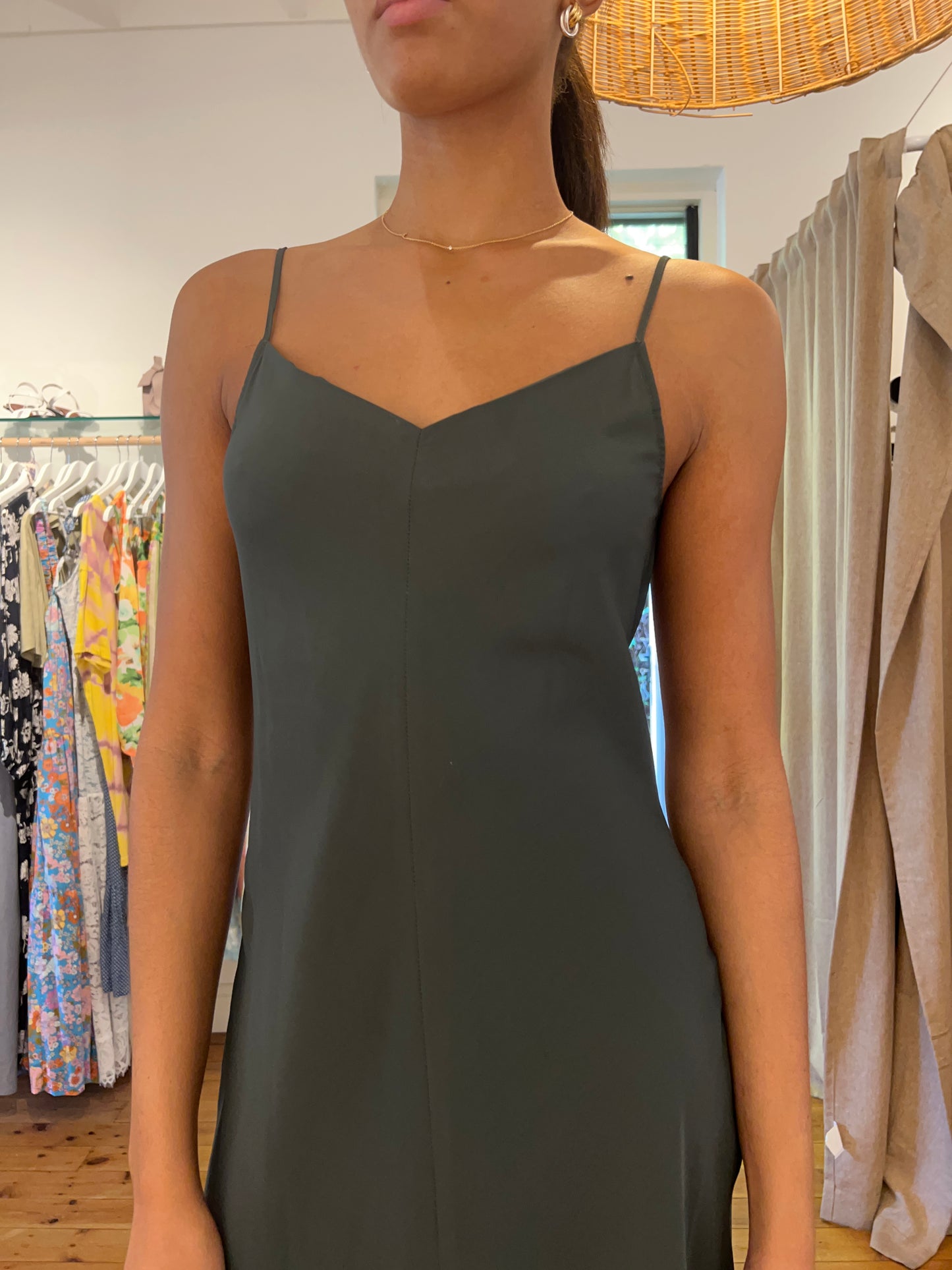 
                  
                    SCANLAN THEODORE	Khaki slip dress 10
                  
                