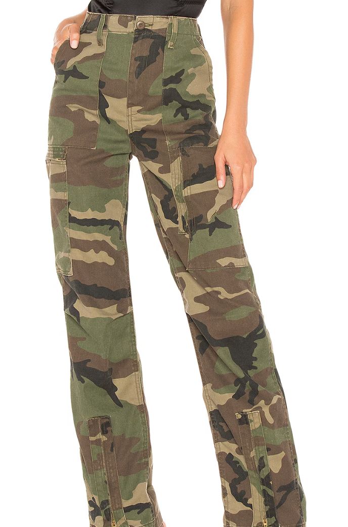 
                  
                    RE/DONE Camo cargo pants 25
                  
                