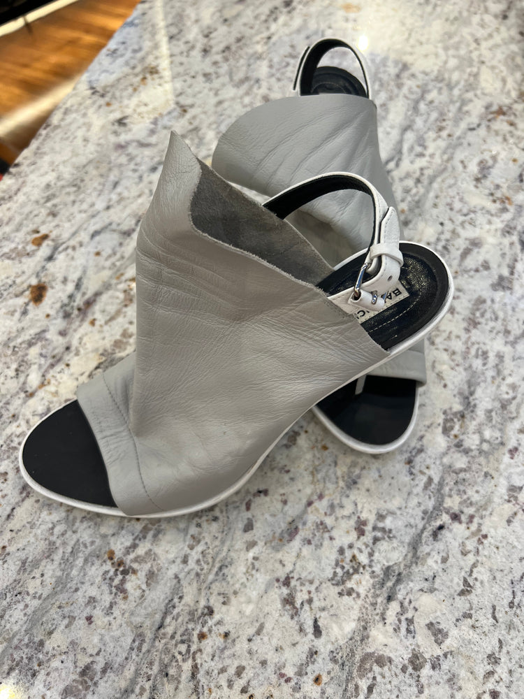 
                  
                    Balenciaga Leather Glove Sandals Size 41
                  
                