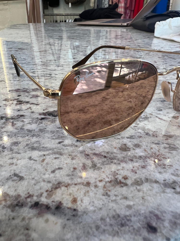 
                  
                    RAY-BAN Hexagonal sunglasses
                  
                